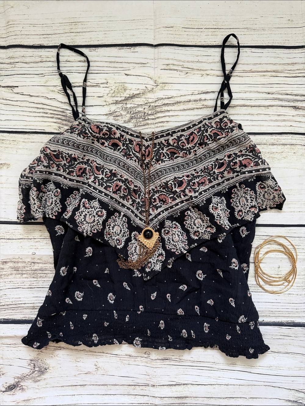 ♡ American Eagle Boho Floral Print Spaghetti Strap Cami Top - Black M